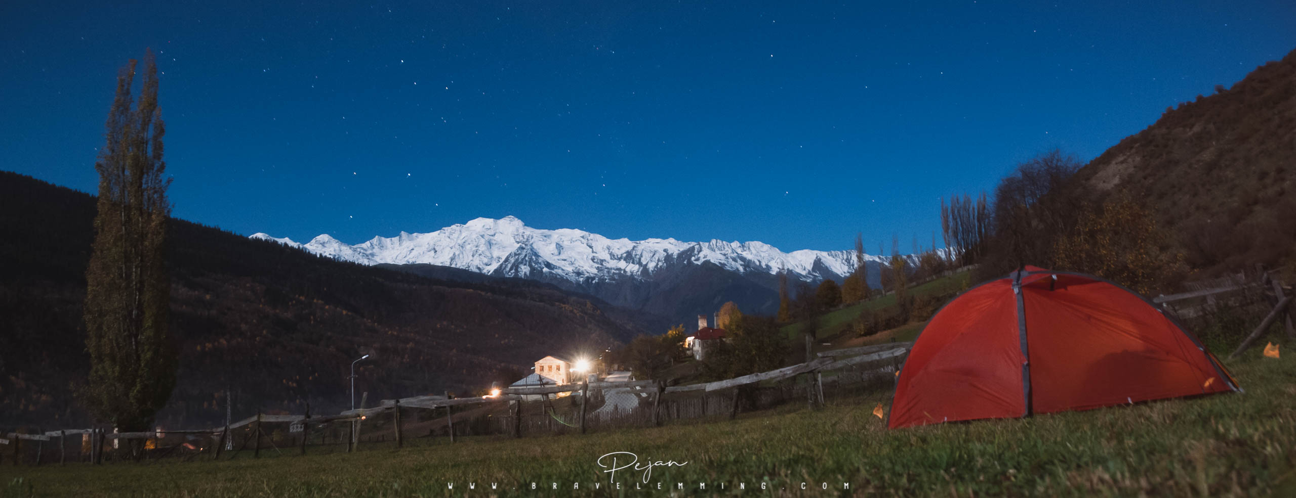 Camping dans le Caucase du Nord, Svaneti, Géorgie