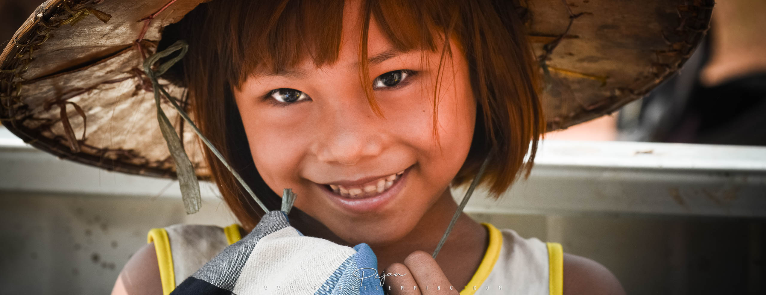 Petite fille du sud de la Birmanie (vers Ye)